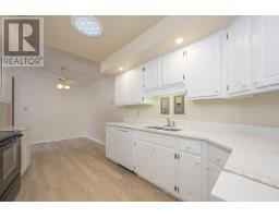 51 - 50 FIDDLERS GREEN ROAD - 17