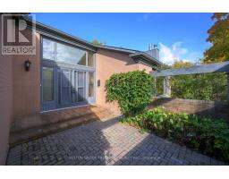 51 - 50 FIDDLERS GREEN ROAD - 3