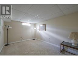 51 - 50 FIDDLERS GREEN ROAD - 38