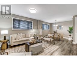 637 JASON CRESCENT - 13