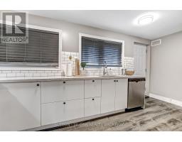 637 JASON CRESCENT - 15