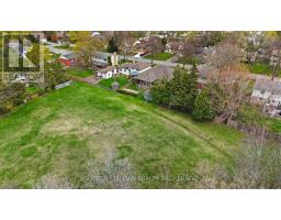 637 JASON CRESCENT - 22