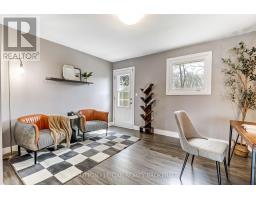 637 JASON CRESCENT - 6