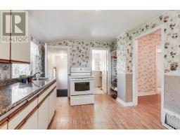 960 HACKETT STREET - 17