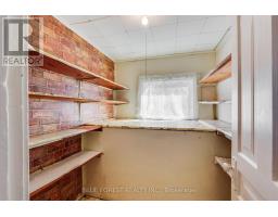 960 HACKETT STREET - 18