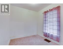 960 HACKETT STREET - 6