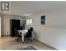 102 PAPERBIRCH CRESCENT - 19