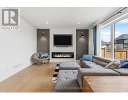 13 BRISCOE CRESCENT - 14