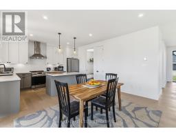 13 BRISCOE CRESCENT - 18