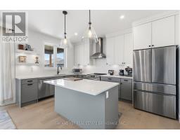 13 BRISCOE CRESCENT - 19