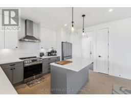 13 BRISCOE CRESCENT - 20