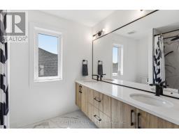 13 BRISCOE CRESCENT - 29