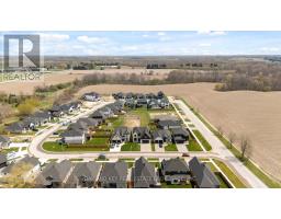 13 BRISCOE CRESCENT - 48