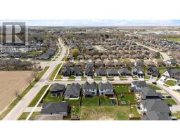 13 BRISCOE CRESCENT - 49