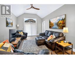 56 COMPASS TRAIL - 12