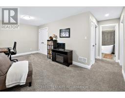 56 COMPASS TRAIL - 22