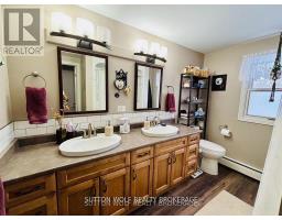 315 CARADOC STREET N - 23