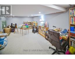 315 CARADOC STREET N - 31