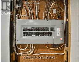 315 CARADOC STREET N - 33