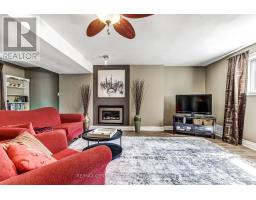 79 ASHLEY CRESCENT - 18