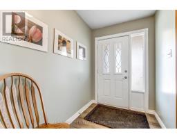 79 ASHLEY CRESCENT - 4