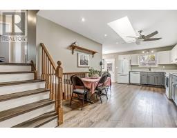 79 ASHLEY CRESCENT - 8