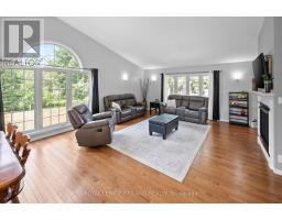 2670 PUTNAM ROAD - 9