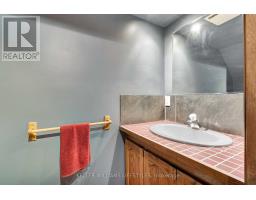 62 FOURWINDS ROAD - 38