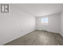 504 - 1104 JALNA BOULEVARD - 19