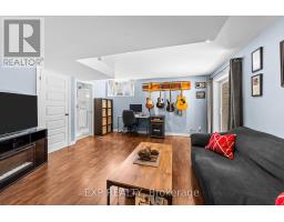 2095 SPRINGRIDGE DRIVE - 25