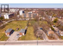 656 HURON STREET - 9