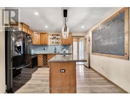 7 LOCKE HEIGHTS - 15