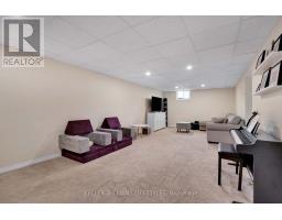 7 LOCKE HEIGHTS - 30