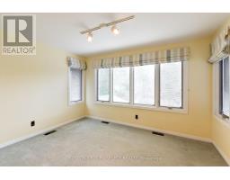 149 IROQUOIS AVENUE - 31