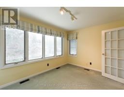 149 IROQUOIS AVENUE - 32