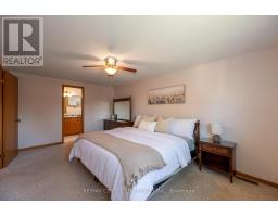 22 SADDY CRESCENT - 12