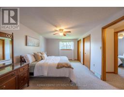 22 SADDY CRESCENT - 15