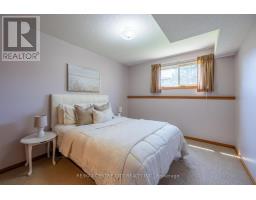 22 SADDY CRESCENT - 20