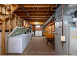 22 SADDY CRESCENT - 24