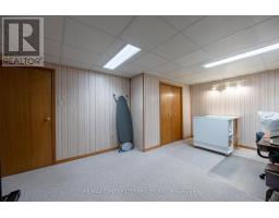 22 SADDY CRESCENT - 25