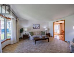 22 SADDY CRESCENT - 3