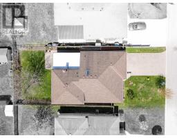 22 SADDY CRESCENT - 38