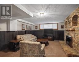 172 MERIDENE CRESCENT W - 19