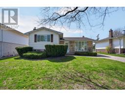 172 MERIDENE CRESCENT W - 2