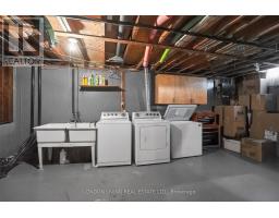 172 MERIDENE CRESCENT W - 27