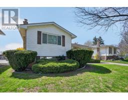 172 MERIDENE CRESCENT W - 3