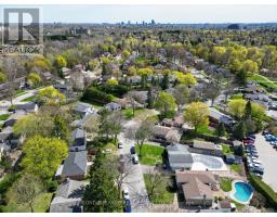 172 MERIDENE CRESCENT W - 38