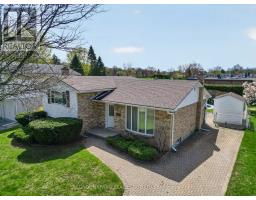 172 MERIDENE CRESCENT W - 40