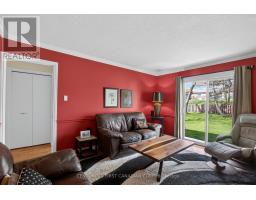 19 BARTLETT CRESCENT - 14