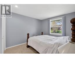 19 BARTLETT CRESCENT - 18